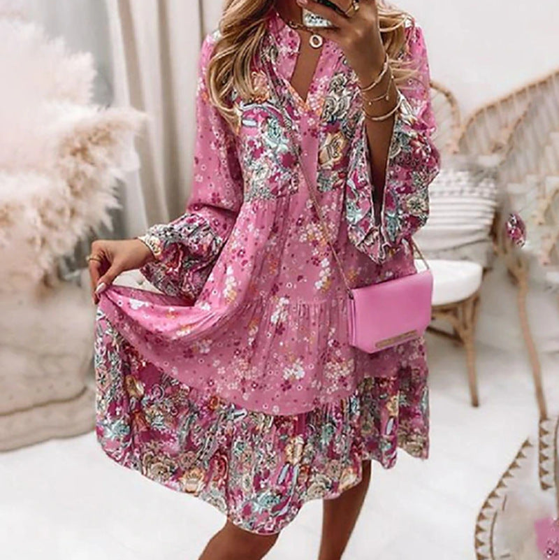 Damen nan kurzes Stufenkleid im Boho-Print mit V-Ausschnitt, geraffter Brustpasse und Balloonärmeln Drune