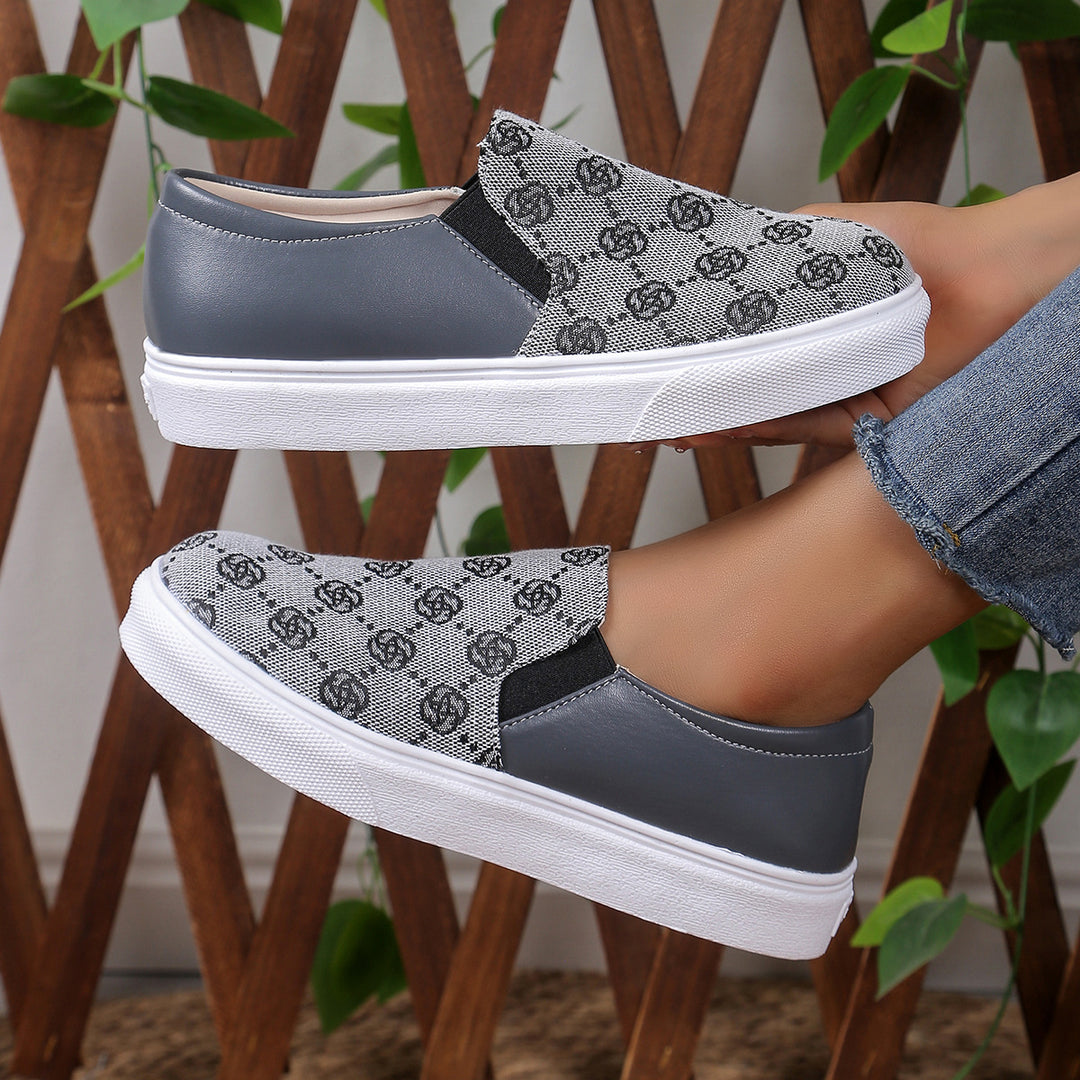 Damen Slip-On Plateau-Sneaker mit Glitzerfront, gepolstertem Fersenbereich und weißer Profilsohle Drune