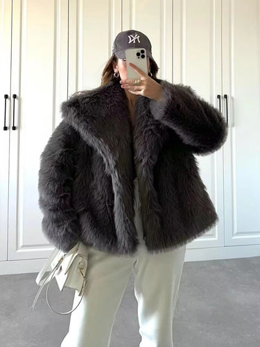 Drune | Embrace Cropped Große Revers Plüschjacke