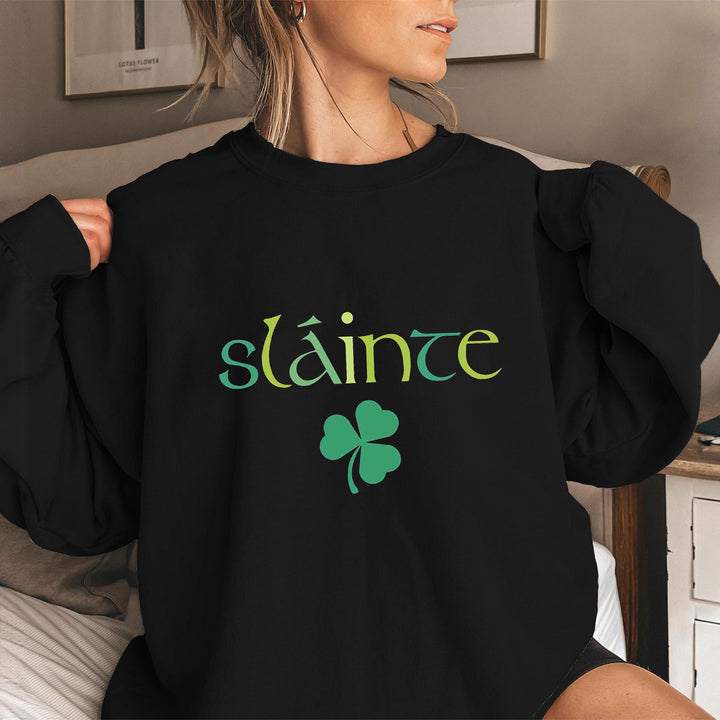 Damen Sweatshirt mit voluminösen Ärmeln und motivierendem Design Drune