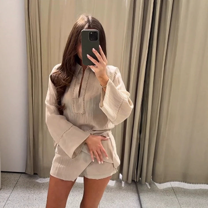Damen Leichtes Crinkle-Zweiteiler mit Oversized-Hemd und Wickel-Minirock Drune