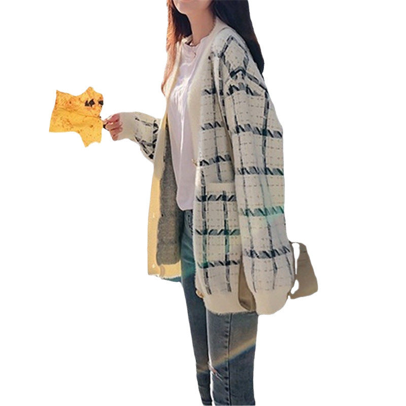 Damen gemütlicher Karostrickcardigan mit lässigem Schnitt und aufgesetzten Taschen Drune