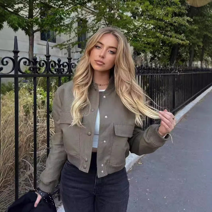 Damen Kurzjacke im Bomberstil mit Leoparden‑Fauxfell und Rippbündchen Drune