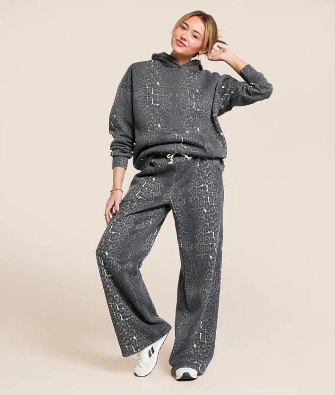 Damen nan zweiteiliges Freizeitset mit Oversize-Kapuzenpullover und weiter Komforthose aus angerautem Sweat mit Animal-Print Drune