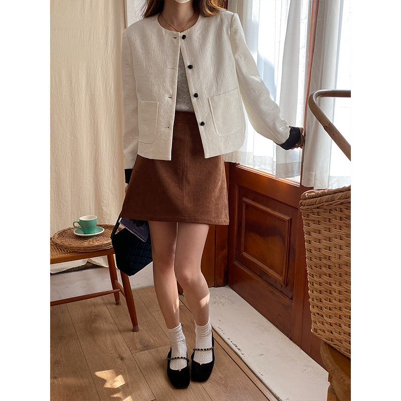 Damen eleganter kürzerer Blazer mit dekorativen Knopfdetails Drune