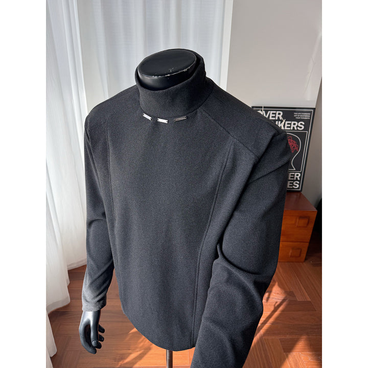 Herren Rollkragen-Feinstrickshirt mit Metallnieten am Kragen und schmaler Silhouette Drune