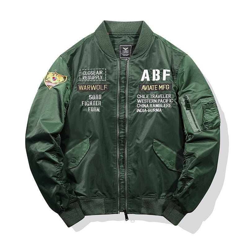 Herren Piloten-Bomberjacke im Vintage-Militärlook mit aufgestickten Patches und Ärmel-Utilitytasche Drune