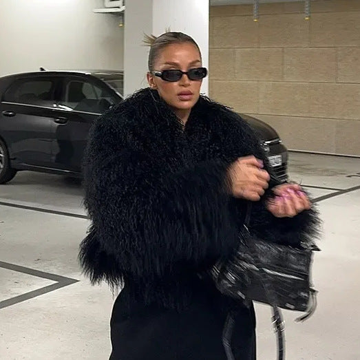 Damen Flauschige Kurzjacke mit oversized Schnitt Drune