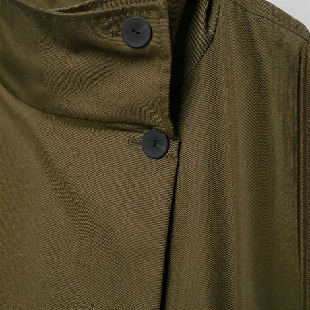 Damen Kurze Utility-Capejacke mit Tunnelzug, hohem Stehkragen und verstellbaren Ärmelriegeln Drune
