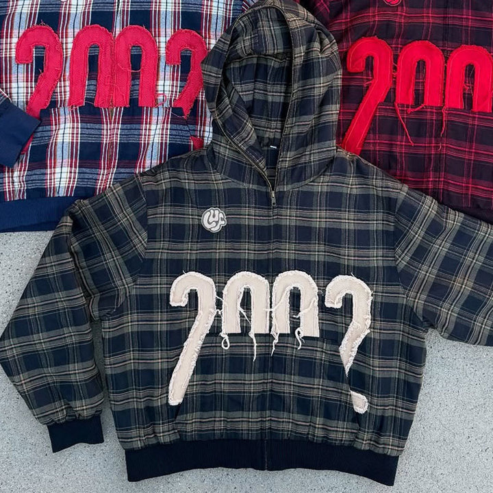 Unisex nan karierter Kapuzenpullover mit fransiger Jahreszahl-Applikation und Rippbündchen Drune