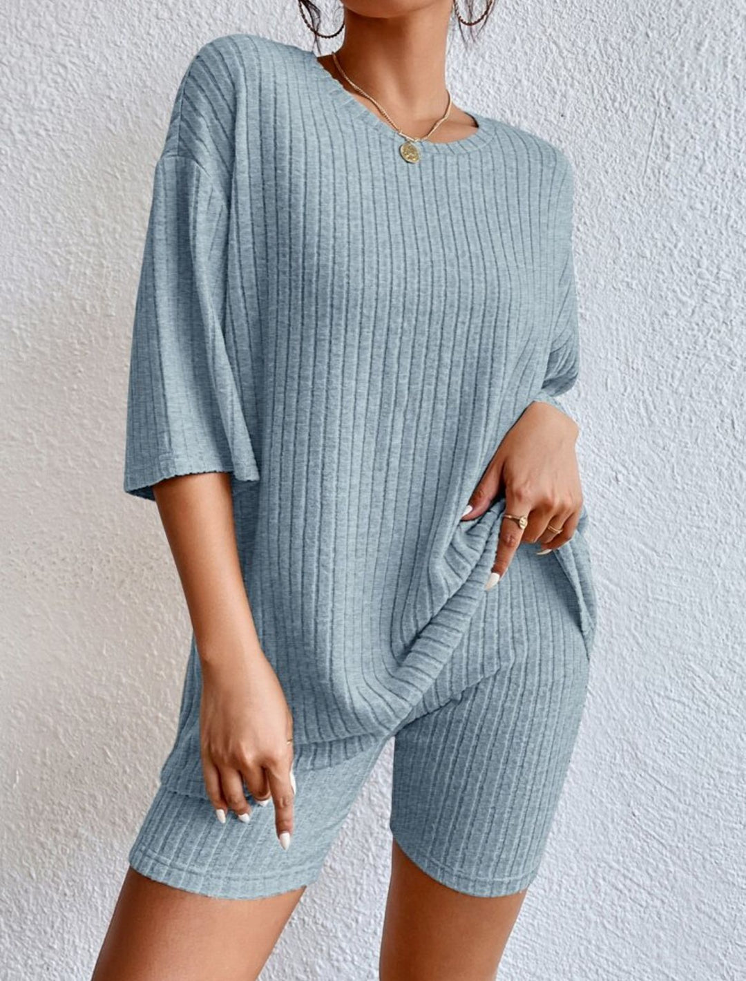 Damen Bequemes Kurzarm-Oberteil und Radlerhose Set Drune