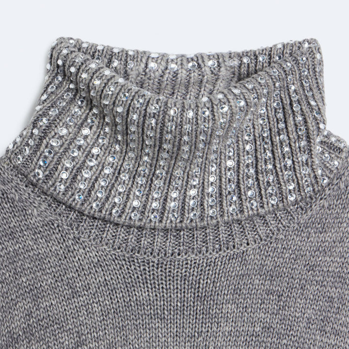 Damen Strickpullover mit hohem Kragen und passendem Shorts-Set Drune