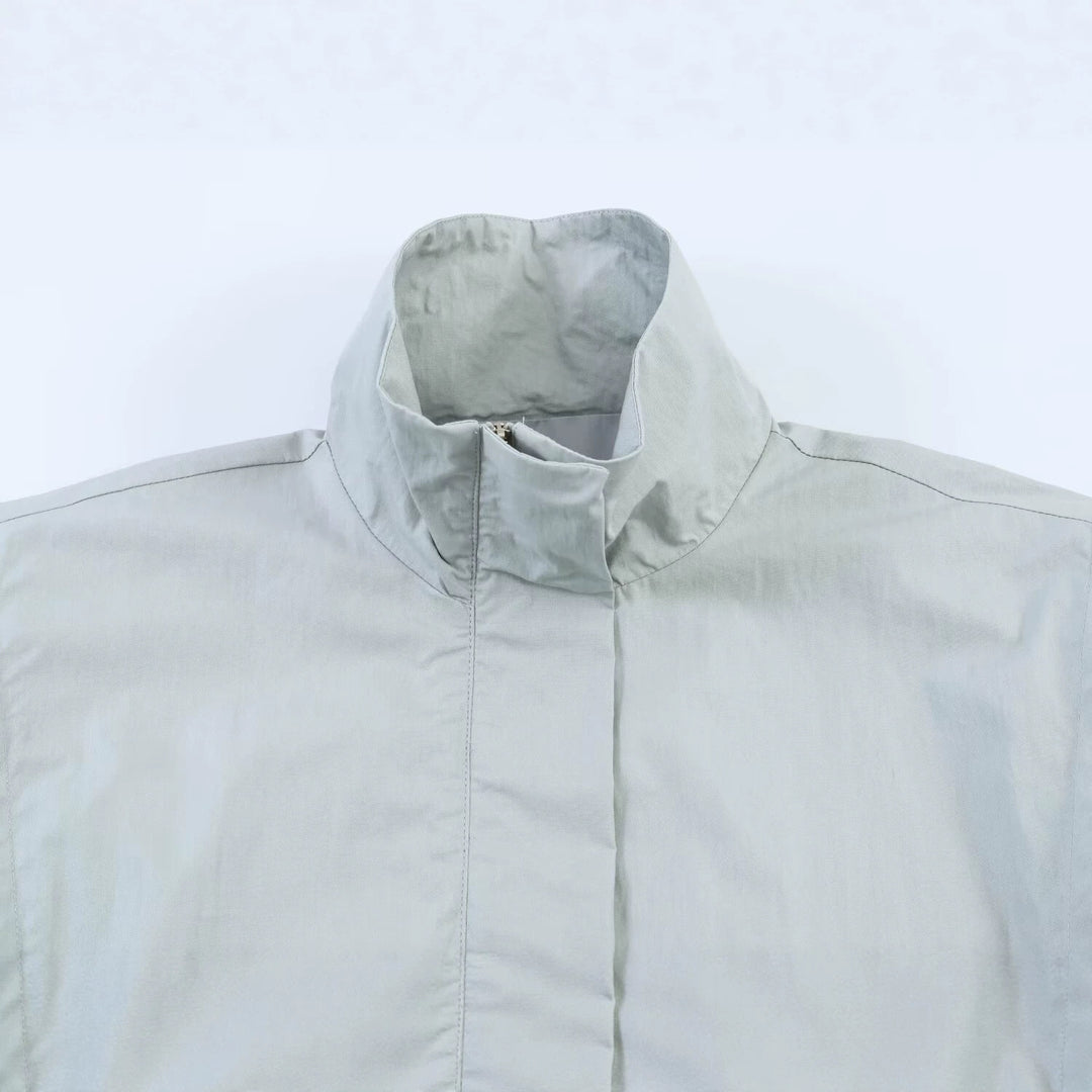 Damen Kurze Windjacke mit Stehkragen, oversized Ärmeln und verdeckter Front Drune