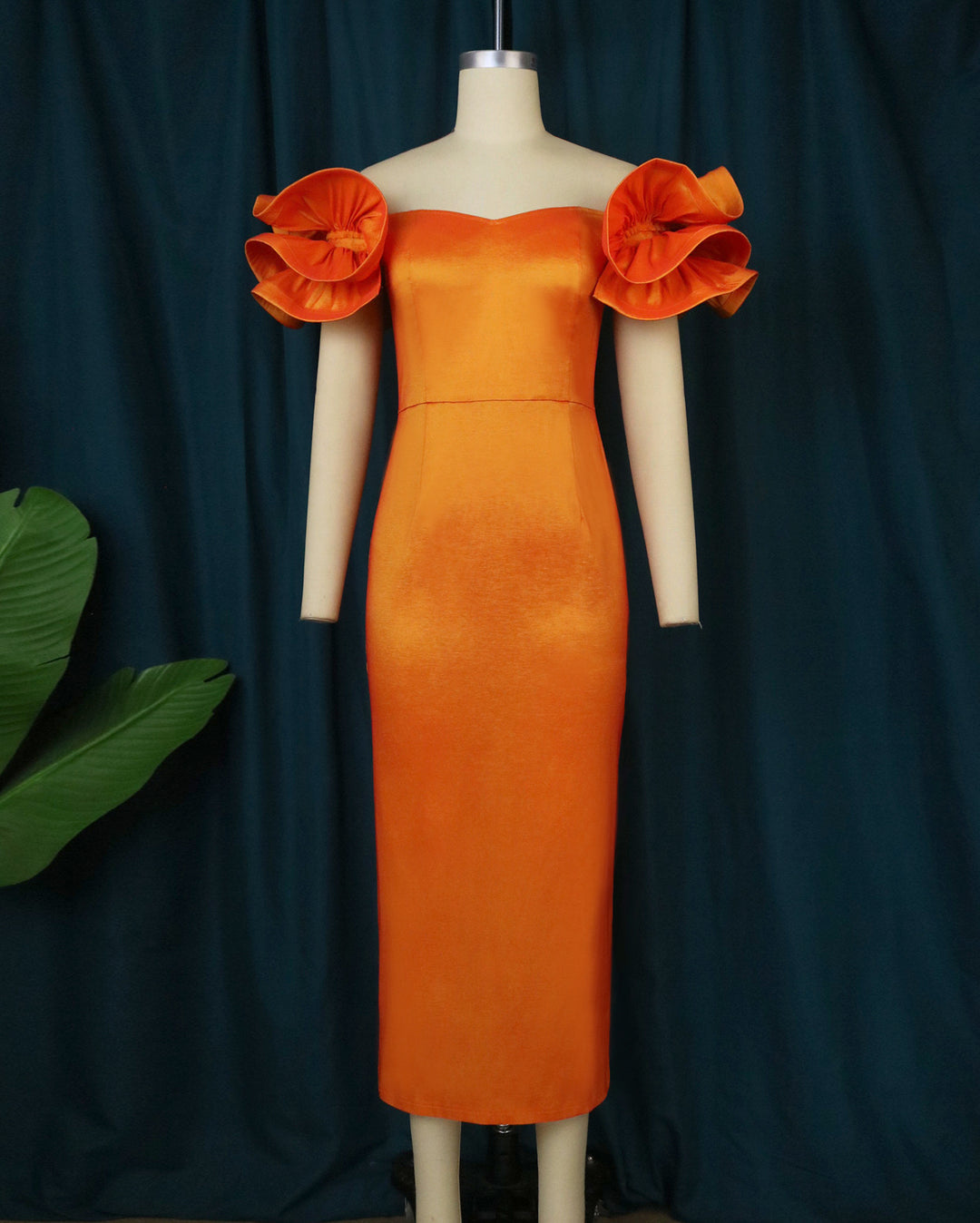 Damen Figurnahes Spitzenkleid mit voluminösen Rüschensäumen Drune