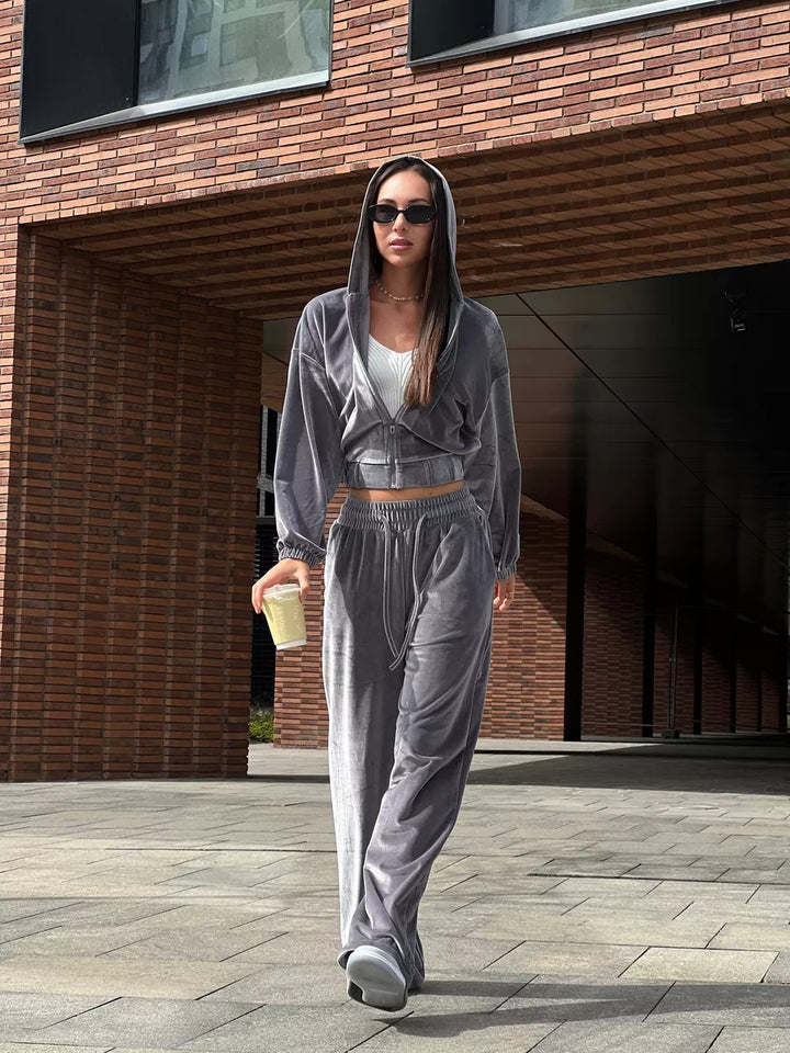 Damen weiches Velours-Lounge-Set mit kurzer Reißverschluss-Kapuzenjacke und weiter High-Waist-Hose Drune