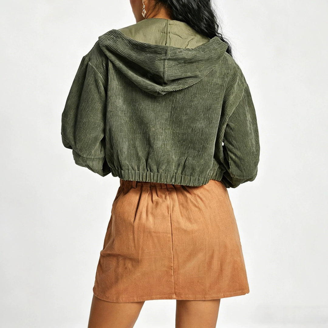 Damen Kurzjacke aus Cord mit Kapuze, Reißverschluss und aufgesetzten Brusttaschen Drune