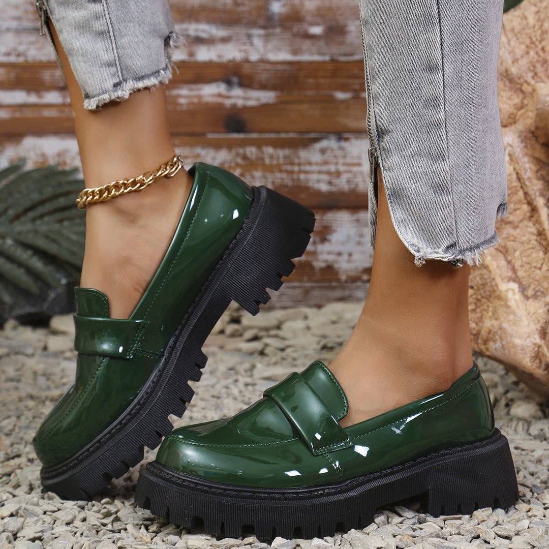 Damen modische Slip-On Loafers mit robustem Profil und glänzendem Finish Drune