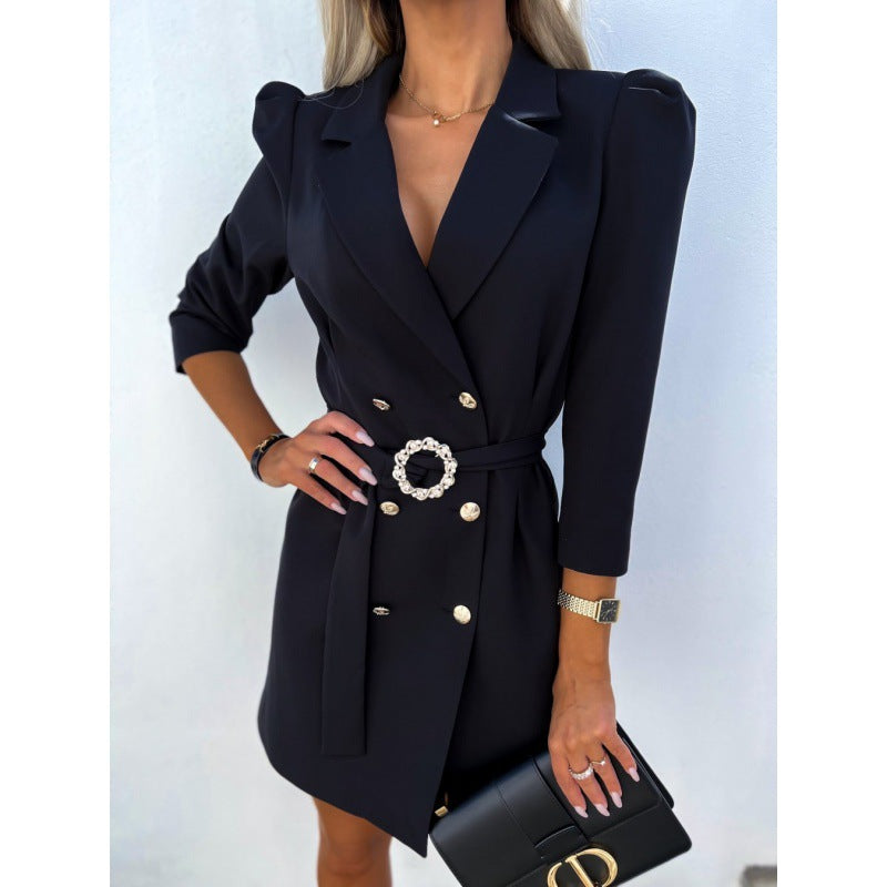 Damen Blazer-Kleid mit eleganter Taillierung und glänzenden Knopfdetails Drune