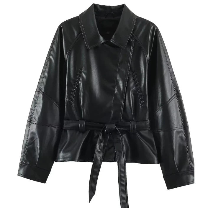 Damen Kurzjacke aus veganem Leder mit Taillengürtel und überschnittenen Schultern Drune