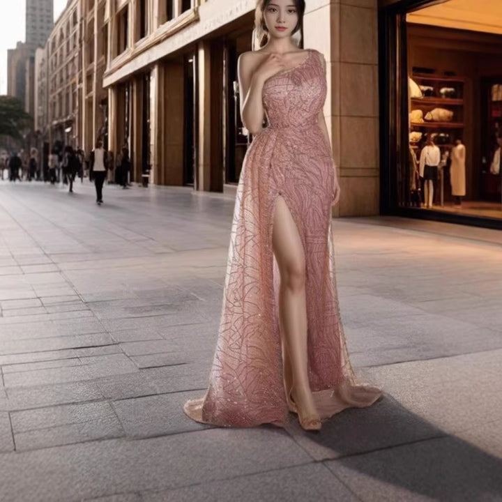 Damen Elegantes Abendkleid mit asymmetrischem Schnitt und funkelnden Details Drune