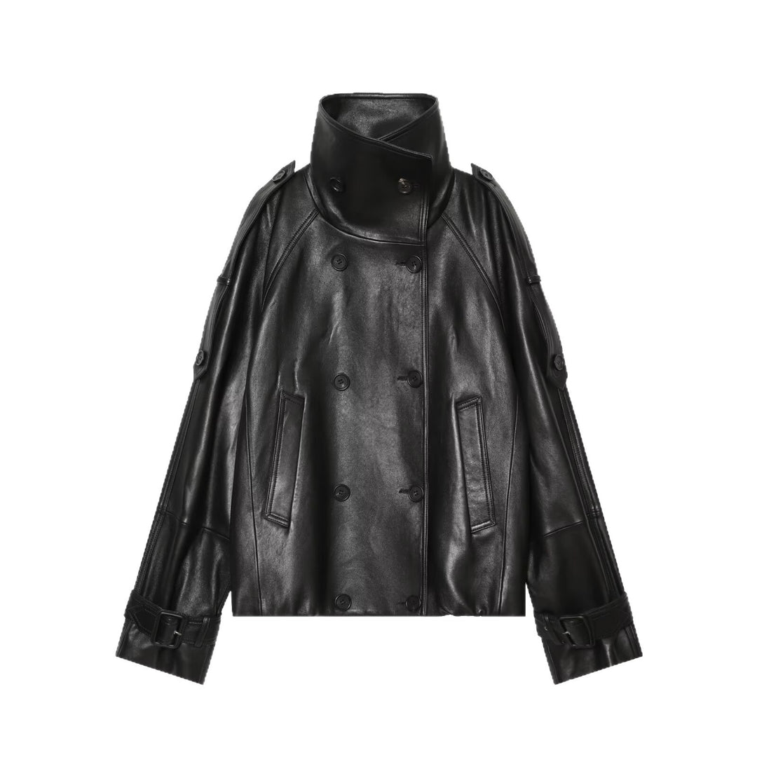 Damen Kurz‑Cape‑Trenchcoat aus veganer Lederoptik mit hohem Stehkragen und Schnallenärmeln Drune