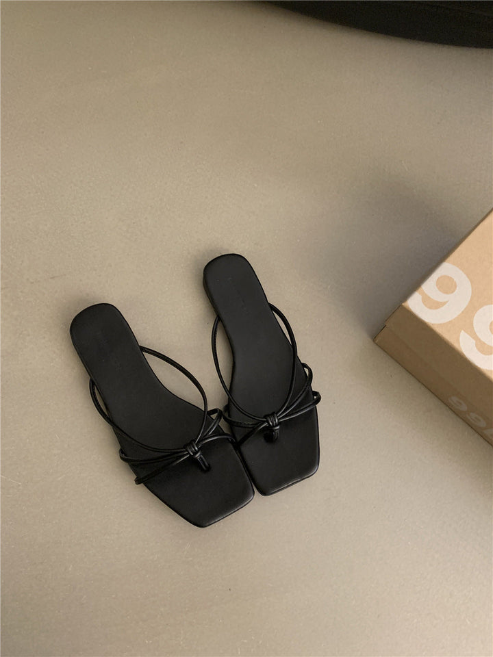 Damen Stylische Riemchen-Sandalen mit quadratischer Zehenpartie und feinem Bindedesign Drune