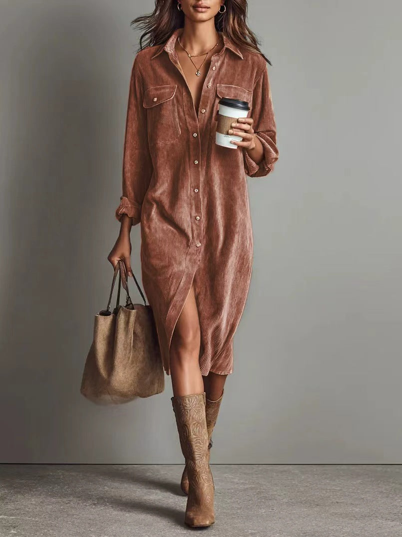 Damen Hemdblusenkleid aus Cord mit Brusttaschen, Knopfleiste und Schlitze Drune