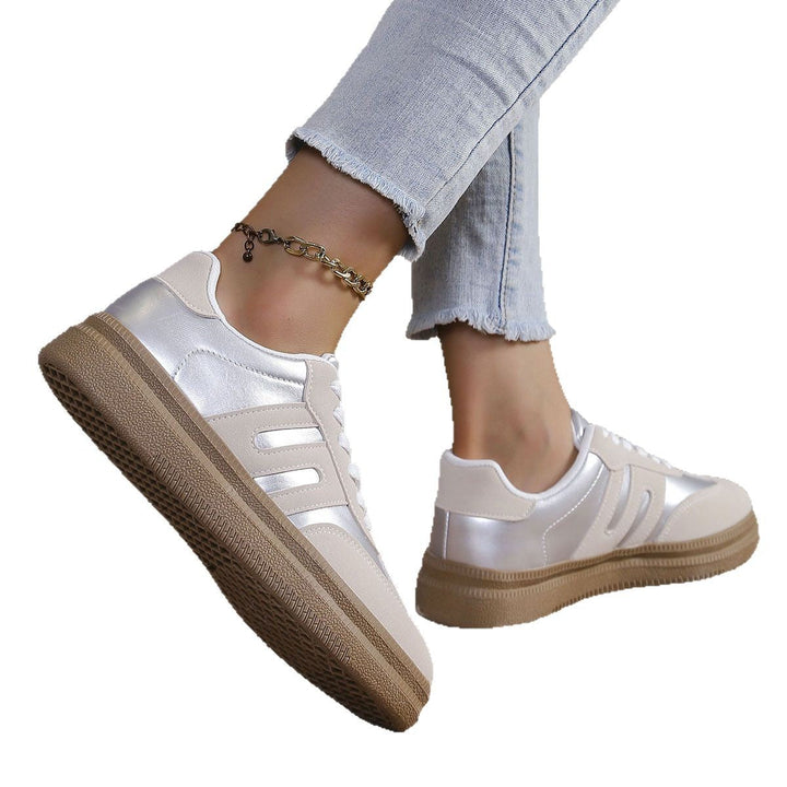 Damen Sportliche Sneakers mit satiniertem Obermaterial und Retro-Design Drune