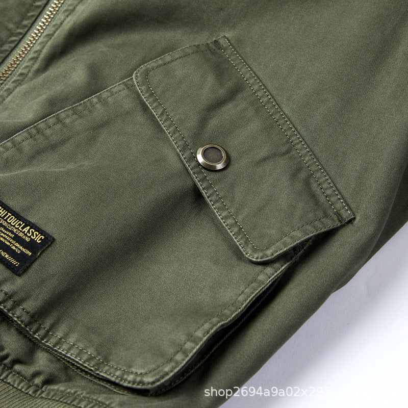 Herren Kurz geschnittene Canvas‑Bomberjacke im Utility‑Look mit schrägen Pattentaschen und Ärmel‑Organizer Drune
