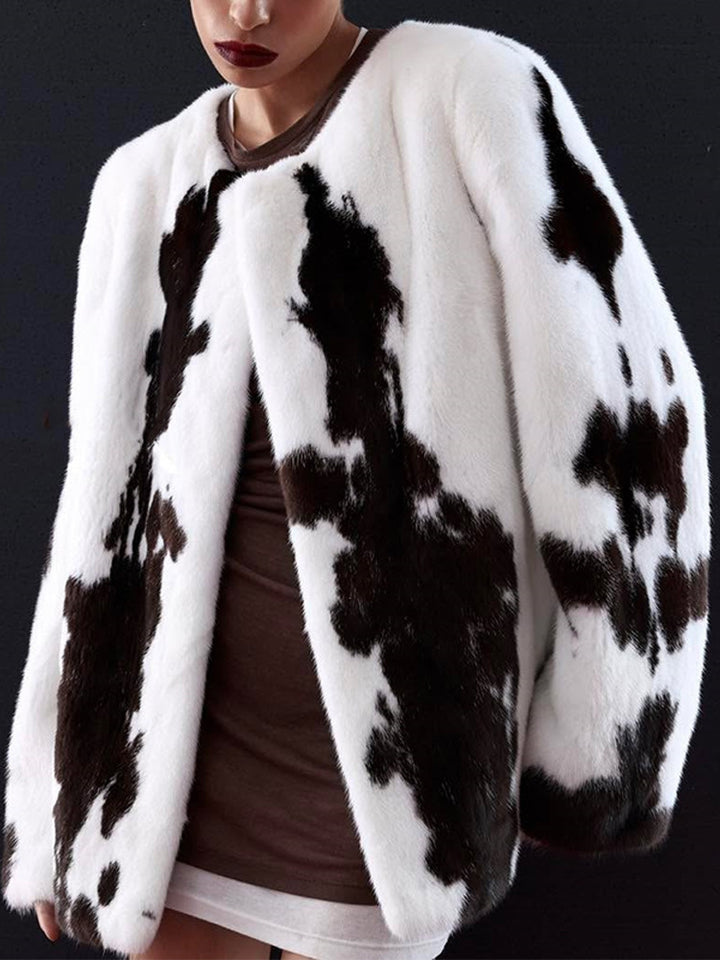Damen Kurzmantel aus Kunstpelz mit kastiger Silhouette und Kuhfleckenmuster Drune