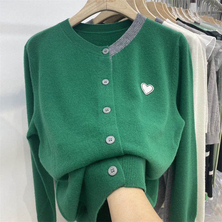 Damen modischer Cardigan aus weichem Strick mit farblich abgesetzten Knöpfen Drune