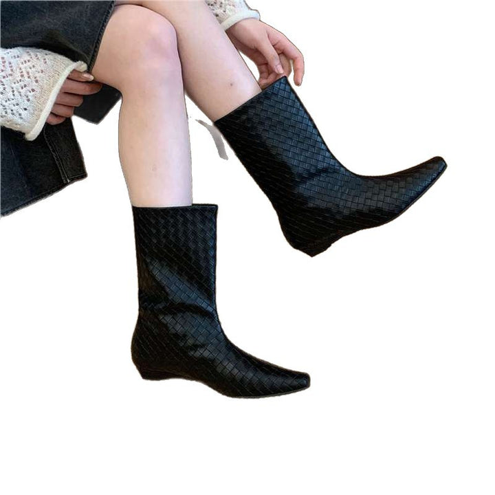 Damen Geflochtene halbhohe Stiefel mit spitzer Zehenform und flachem Blockabsatz Drune