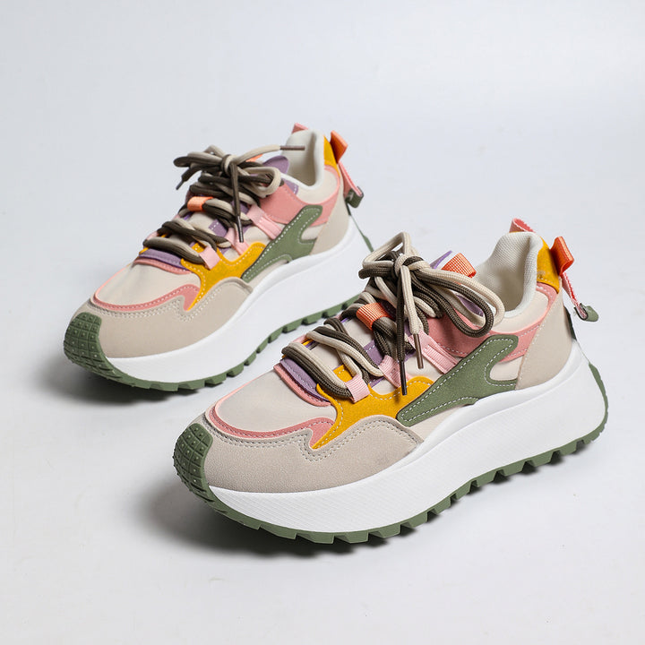 Damen Plateau-Sneaker mit mehrlagigem Obermaterial, gepolsterter Ferse und griffiger Profilsohle Drune