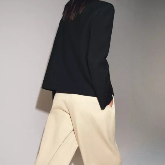 Damen Asymmetrischer Kurzblazer mit Stehkragen und dekorativen Knöpfen Drune