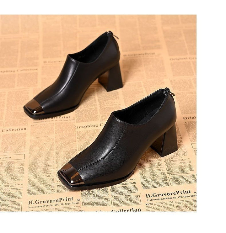 Damen Elegante Stiefeletten mit Blockabsatz und Glänzenden Akzenten Drune