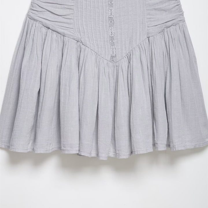 Damen luftiges Babydoll-Kleid mit Rüschendetails und elastischer Taillierung Drune
