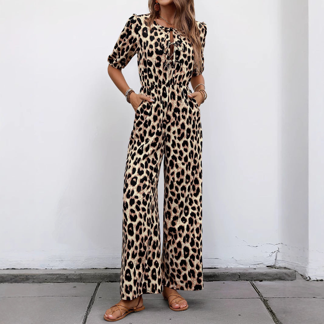 Damen Jumpsuit mit elegantem Wickelausschnitt und modischem Leopardenmuster Drune