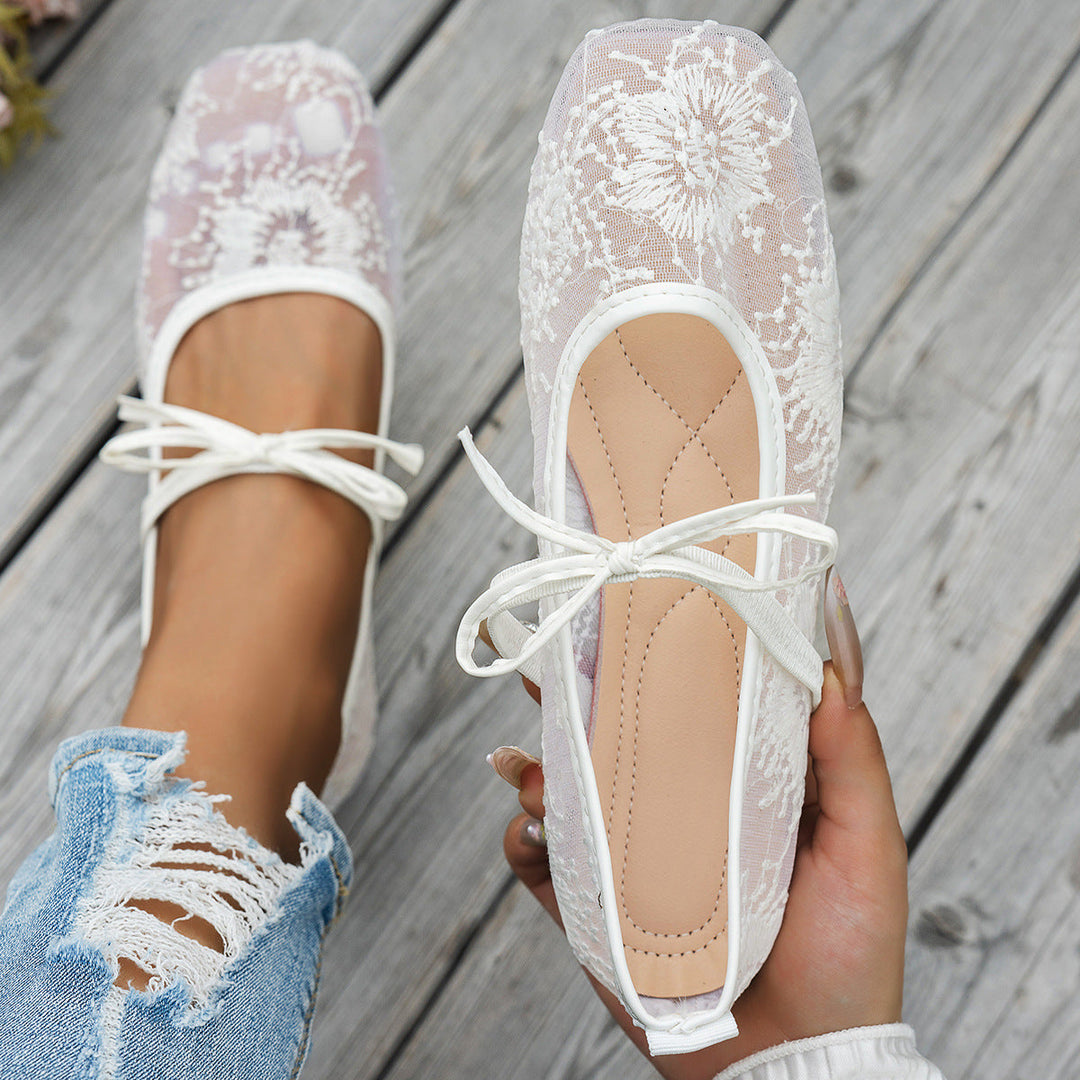 Damen Elegante Spitzenschuhe mit dekorativen Schleifen und funkelnden Akzenten Drune