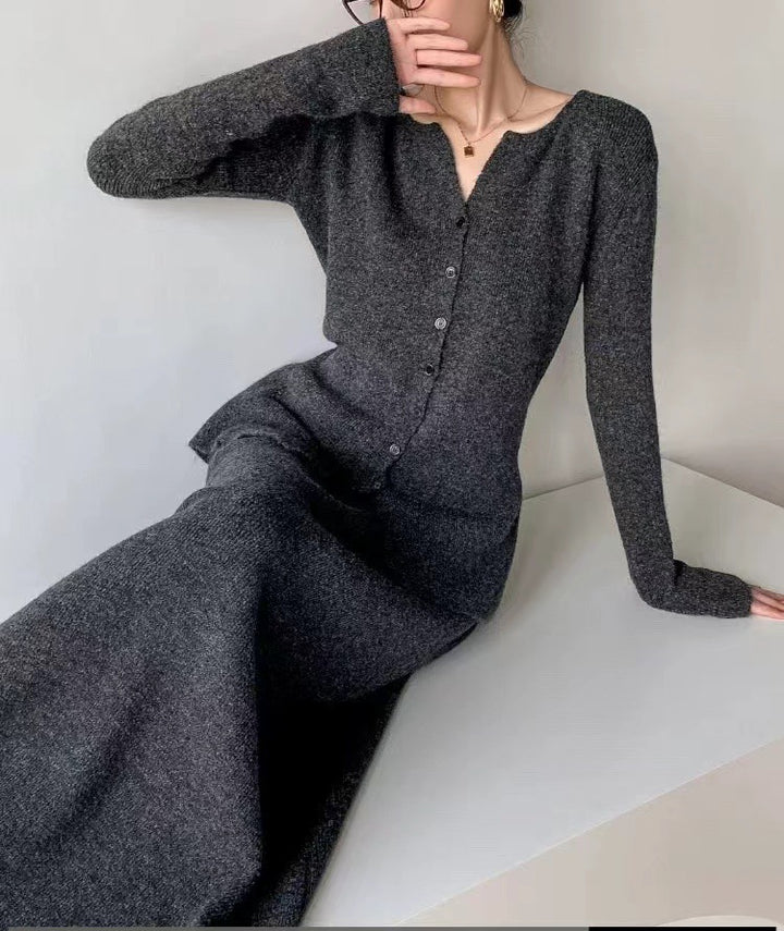 Damen elegantes Strickkleid mit femininer Silhouette und schickem V-Ausschnitt Drune