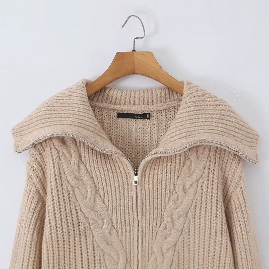 Damen Grobstrickpullover mit Zopfmuster und halbem Reißverschlusskragen Drune