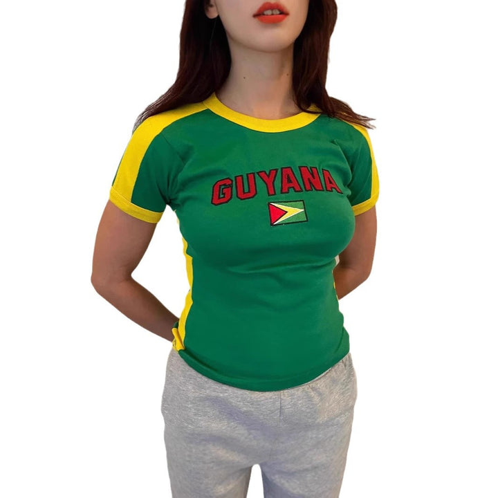 Damen T-Shirt mit kulturellem Schriftzug und Flaggenmotiv Drune