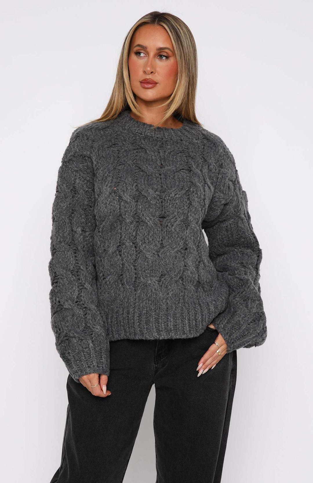 Damen Grobstrickpullover mit modernem Zopfmuster und lässigem Schnitt Drune
