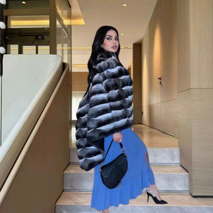 Damen Strickmaxikleid mit Knopfleiste und modischem V-Ausschnitt Drune