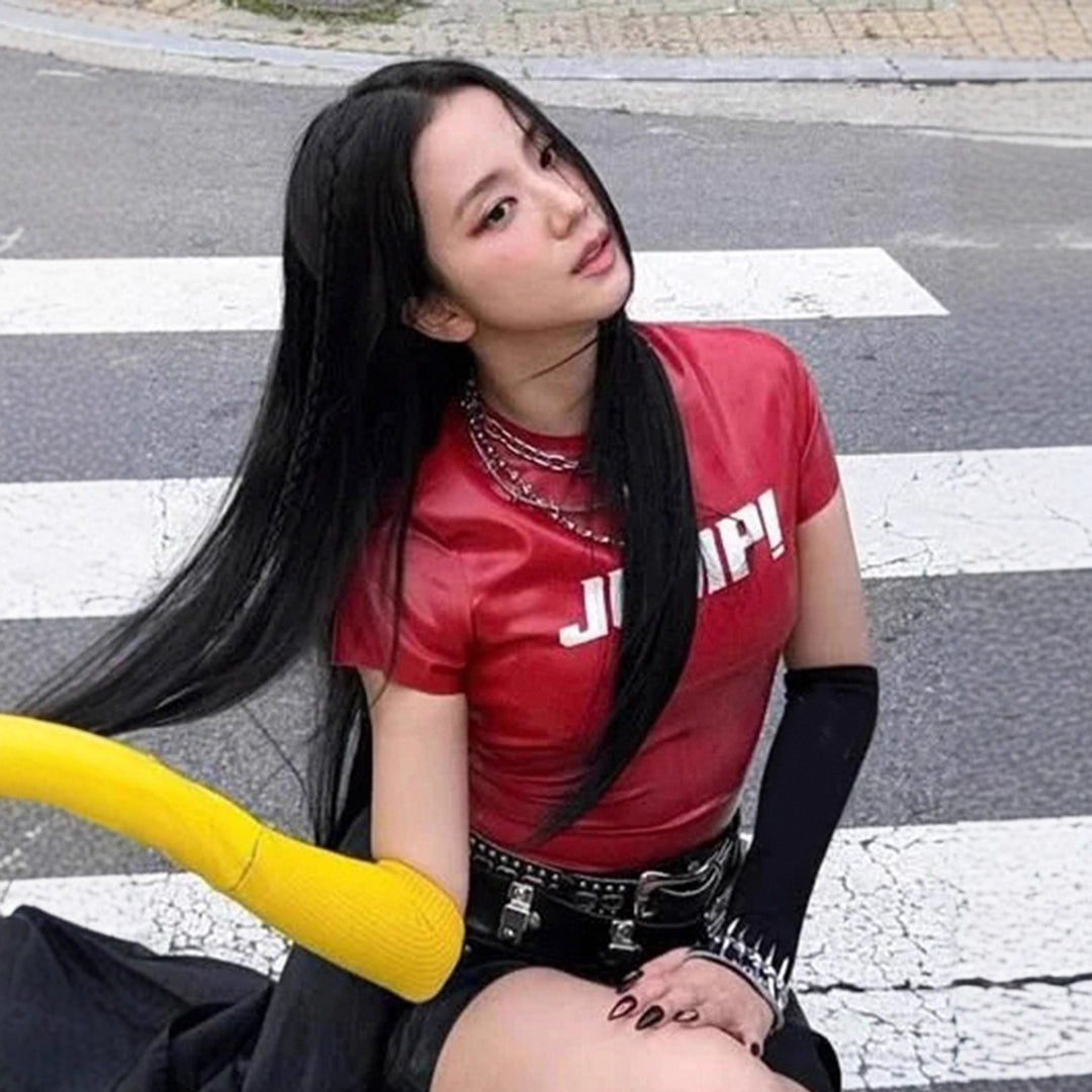 Damen Sportshirt aus glänzendem Material Drune