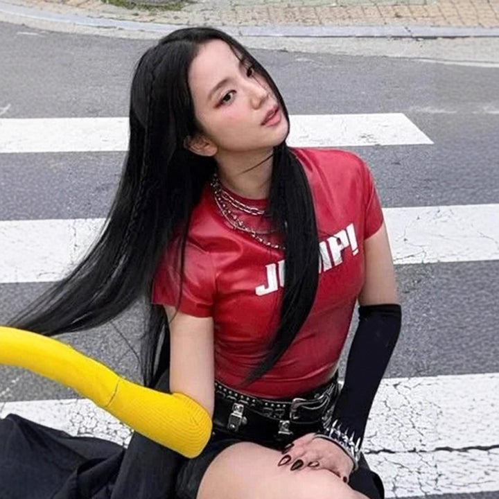Damen Sportshirt aus glänzendem Material Drune