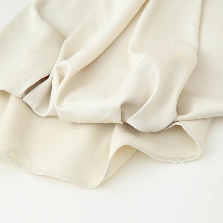 Damen elegante Bluse mit modernen Falten und voluminösen Ärmeln Drune