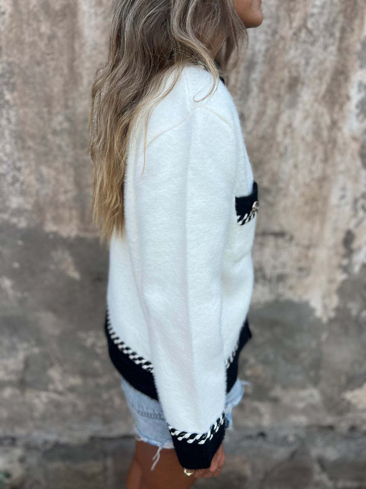 Drune | Weißer Kontrast Langärmlige Tasche Knopf Gestrickte Jacke