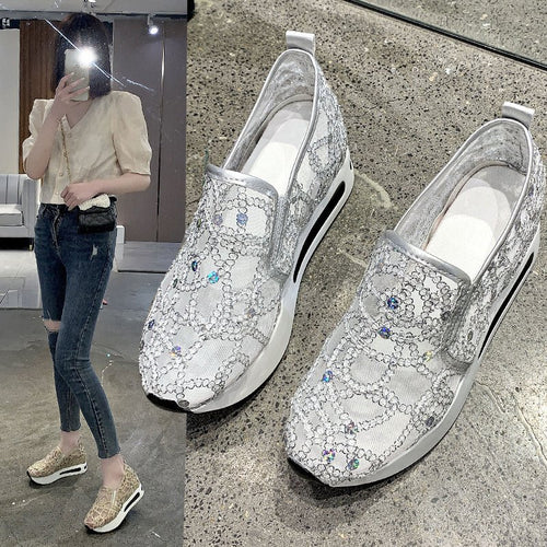 Damen Plateausneaker mit verstecktem Keil und Spitzenbesatz Drune