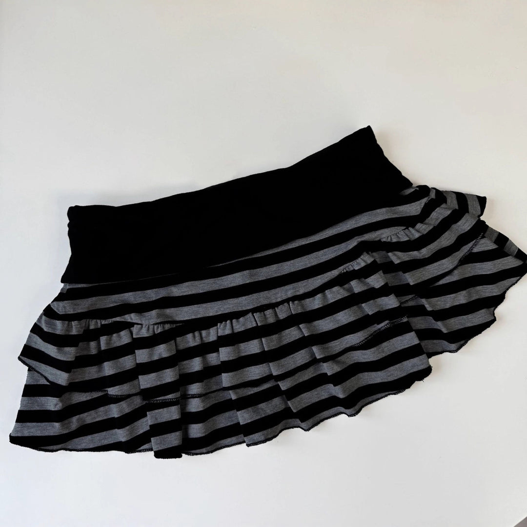 Damen Rüschenshorts mit gestreiftem Design und elastischem Bund Drune