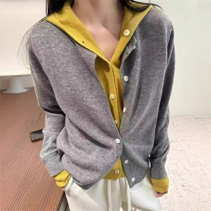Damen Kuschelige Strickjacke mit kontrastierendem V-Ausschnitt und Knopfdetails Drune
